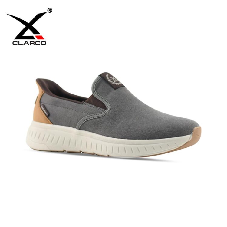 Lightweight Everyday Sneakers CL36556